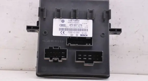 Audi Q7 4L Central body control module 4F0907279