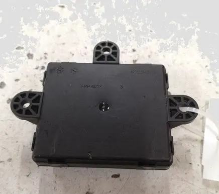 Volvo V40 Door control unit/module 31394041