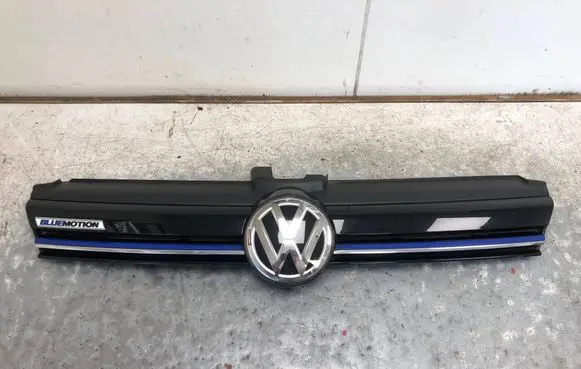 Volkswagen Golf VII Front grill 5G0853653TBILI 5G0853653T 3QF907561D