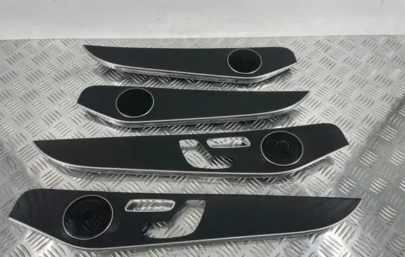 Mercedes-Benz GLC X253 C253 Door card panel trim set A2057202880 2437770