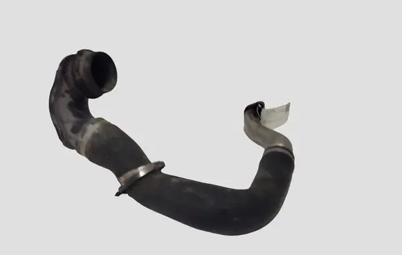 Opel Insignia A Intercooler hose/pipe 520375A