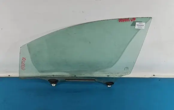 Toyota Auris 150 Front door window glass four-door IMPRK1550217
