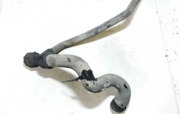 Audi A4 S4 B5 8D Engine coolant pipe/hose