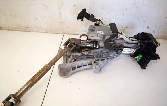Volvo V50 Steering wheel axle P30741403