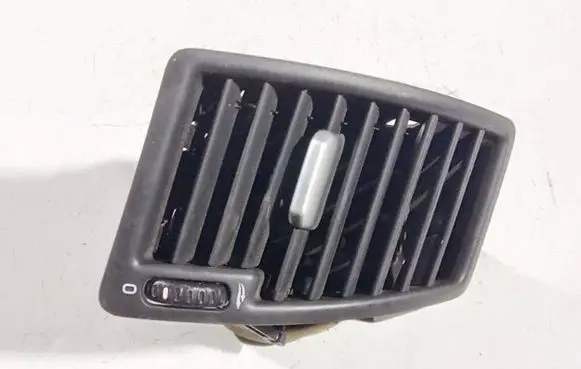Volvo XC90 Dash center air vent grill 3409398