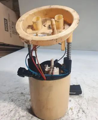 BMW 3 E90 E91 In-tank fuel pump 7190943 09000
