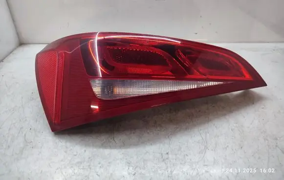 Rear/tail lights