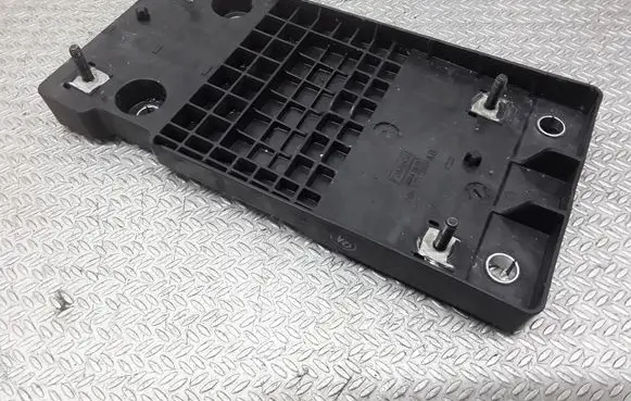 Ford Mondeo MK IV Battery tray 7G917C280AB