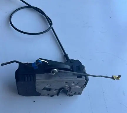 Renault Trafic II (X83) Front door lock 7700311808 91166241