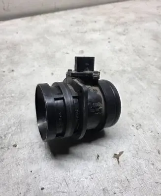 Volkswagen PASSAT B6 Mass air flow meter 06J906461B