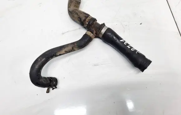 Volkswagen PASSAT B5 Engine coolant pipe/hose 