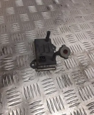 Ford Escort Vacuum valve 91FF9J294BA