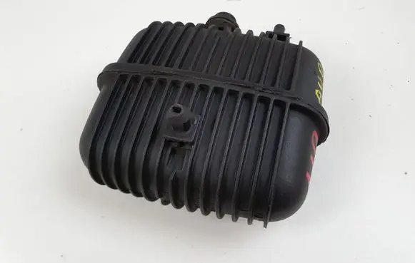 Audi A6 S6 C6 4F Vacuum air tank 8E0129955