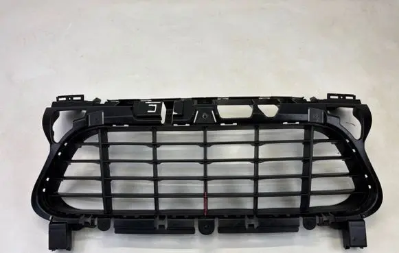 Porsche Cayenne (92A) Front bumper upper radiator grill 7P5807683H K3310