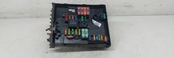 Skoda Octavia Mk2 (1Z) Fuse module 017181301