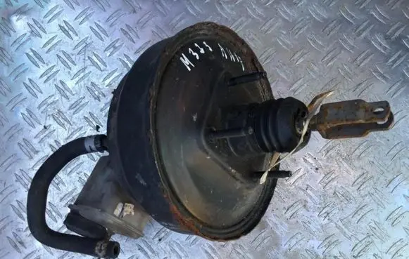 Mazda 323 Brake booster
