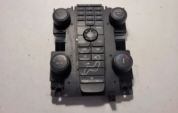 Volvo V50 Climate control unit 8697155 19206 04W44T