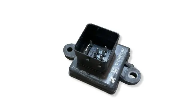 Ford Focus Glow plug pre-heat relay JX6112B533AB