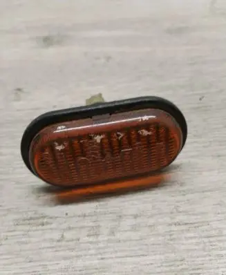 Renault Kangoo I Front fender indicator light 7700847333