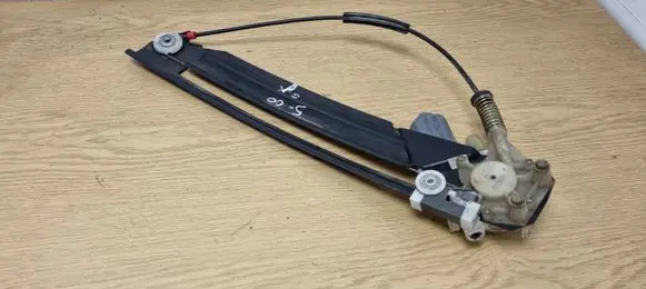 BMW 5 E39 Rear door window regulator with motor 8252429