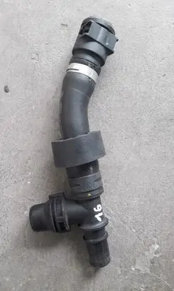 Land Rover Range Rover Velar Engine coolant pipe/hose JX737752AB