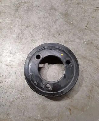 Nissan X-Trail T31 Water pump pulley 8200357354