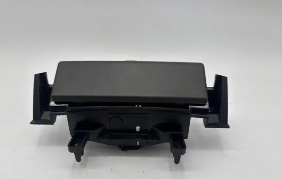 Land Rover Discovery 4 - LR4 Car ashtray 1020128 AH22048A02A
