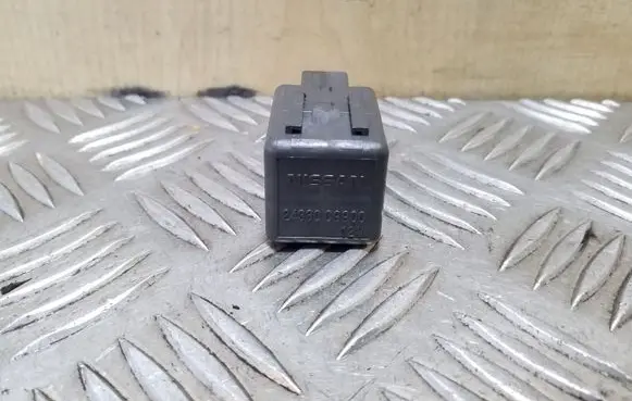 Nissan X-Trail T32 Other relay 24330C9900