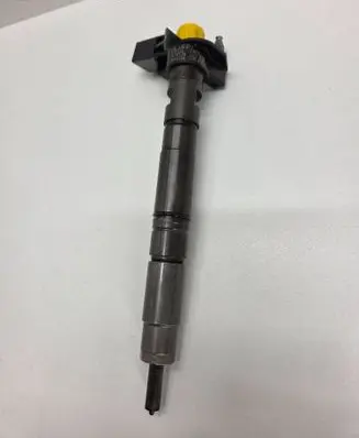 Audi A4 S4 B8 8K Fuel injector 03L130277 100331 0445116016