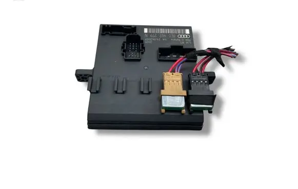 Audi A4 S4 B7 8E 8H Comfort/convenience module 8E0907279N