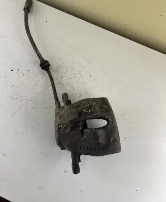 Peugeot 807 Front brake caliper