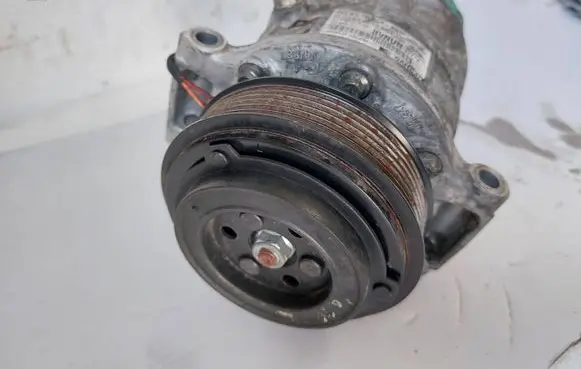 Jaguar X-Type Air conditioning (A/C) compressor (pump) CPLA-19D629-BH