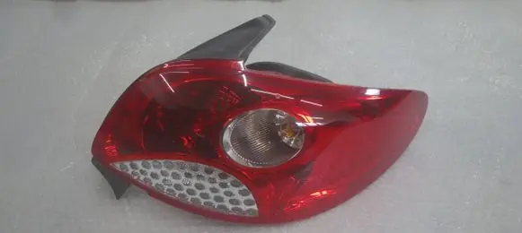 Peugeot 206+ Rear/tail lights 20220427 9685618180