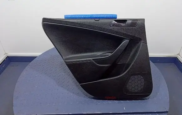 Volkswagen PASSAT B6 Door card panel trim set 