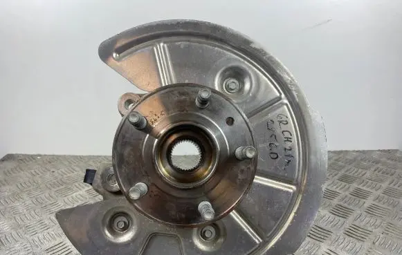 Jeep Grand Cherokee WL Rear wheel hub 68401941AB