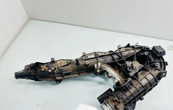 BMW 3 E90 E91 Intake manifold 7800088
