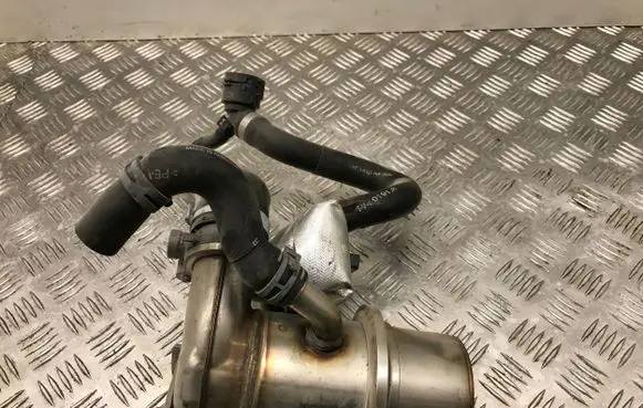 Seat Leon (5F) EGR valve cooler 04L131512BQ HE640001