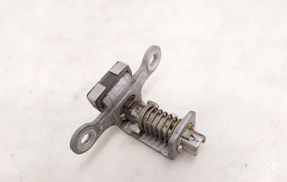 Volkswagen Amarok Tailgate lock latch 2H5829211A 2H5829211D