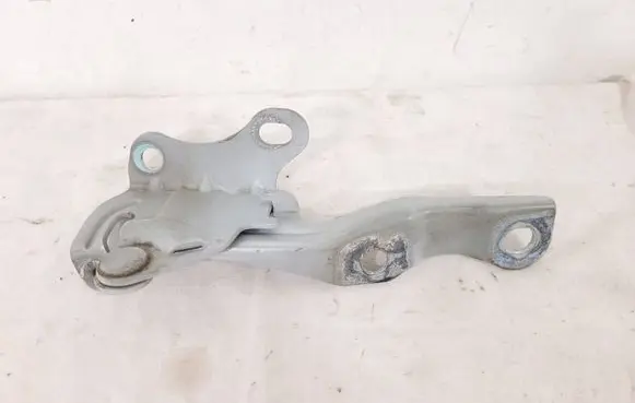 Hyundai i30 Engine bonnet/hood hinges