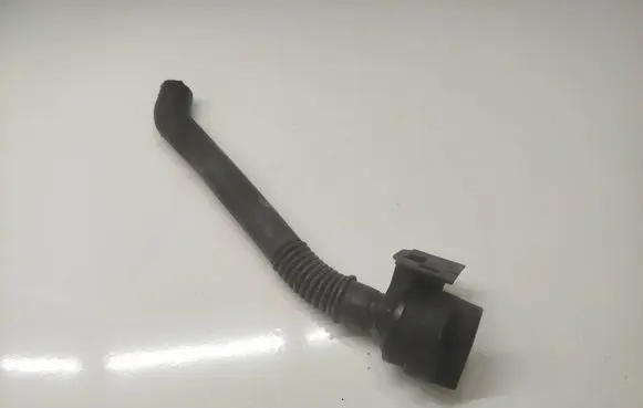 Mercedes-Benz Sprinter W906 Oil fill pipe A6510160329