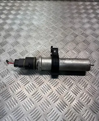 BMW 1 F20 F21 Fuel injection high pressure pump 97466640 450906457