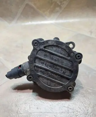Vacuum pump