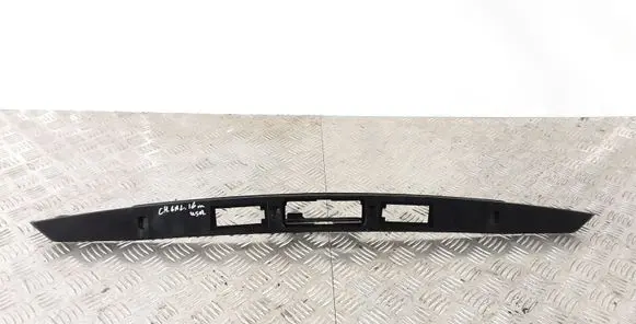 Trunk door license plate light bar