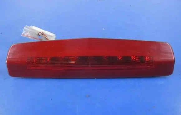 Opel Zafira B Boot/trunk interior light 13211587