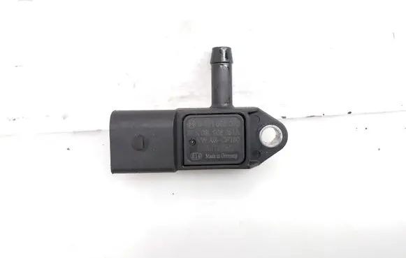 Volkswagen Amarok Exhaust gas pressure sensor 03L906051A 0261006062