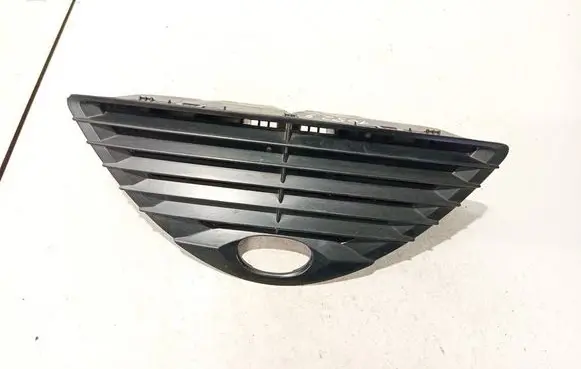 Dash center air vent grill