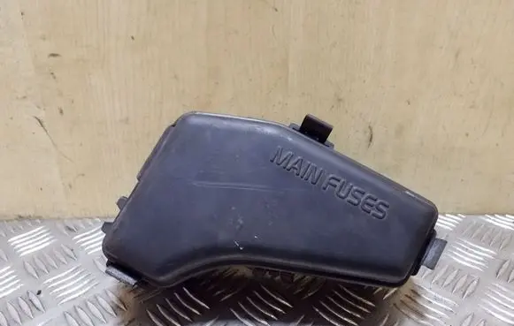 Volvo S70 V70 V70 XC Fuse module 9128576