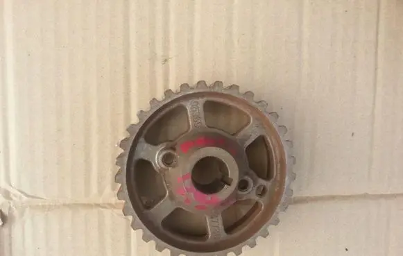 Ford Fiesta Fuel pump gear (pulley) 
