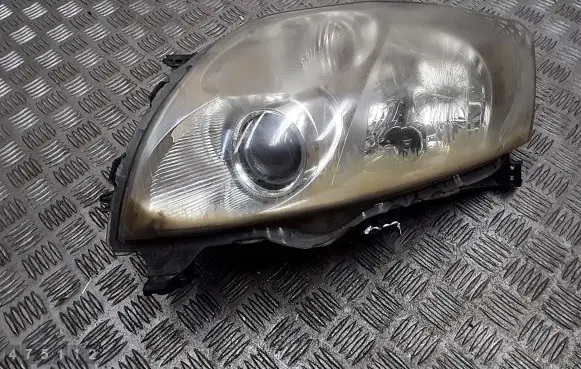 Toyota Auris 150 Headlight/headlamp 8115002460