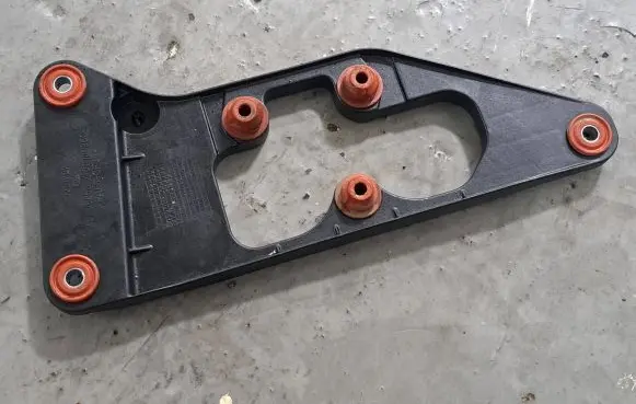 BMW X6 E71 Active stabilizer control/Valve assembly holder 3231707 10686D 01109360